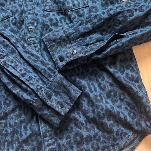 Blue Printed Tna Button Up - Picture 4 of 8